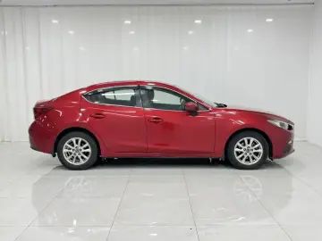 2016 Mazda Axela с пробегом 94 600 км
