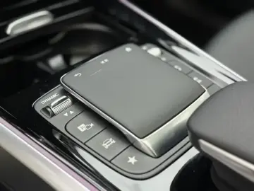 2023 Mercedes-Benz EQB с пробегом 47 000 км