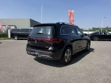 2025 Mercedes-Benz EQB с пробегом 18 100 км
