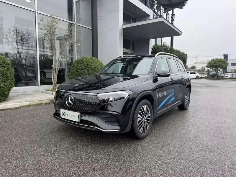 2023 Mercedes-Benz EQB с пробегом 16 500 км