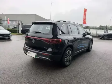 2023 Mercedes-Benz EQB с пробегом 16 500 км