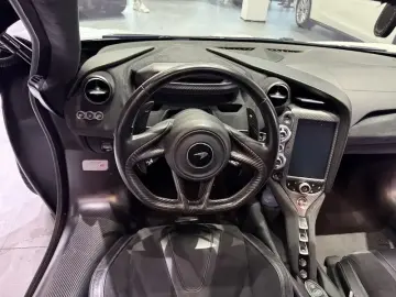2019 McLaren 720S с пробегом 34 000 км
