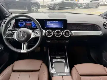 2023 Mercedes-Benz EQB с пробегом 16 500 км