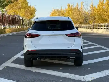 2023 Mercedes-Benz GLA с пробегом 60 000 км
