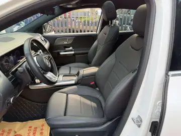 2024 Mercedes-Benz GLA с пробегом 15 000 км