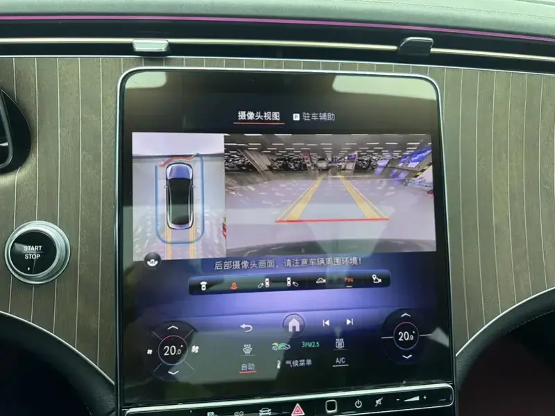 2022 Mercedes-Benz EQE с пробегом 18 000 км