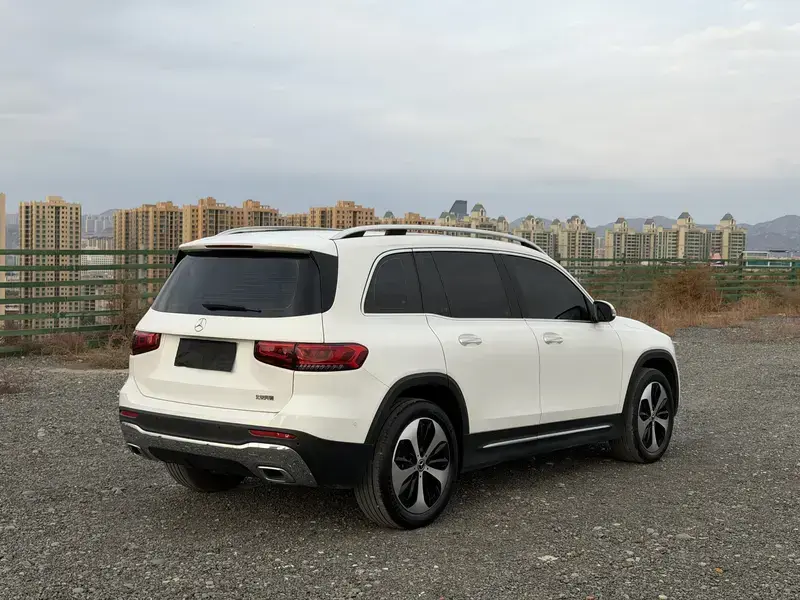 2023 Mercedes-Benz GLB с пробегом 44 000 км