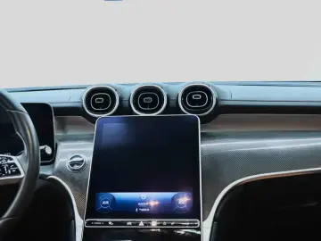2023 Mercedes-Benz GLC с пробегом 66 000 км
