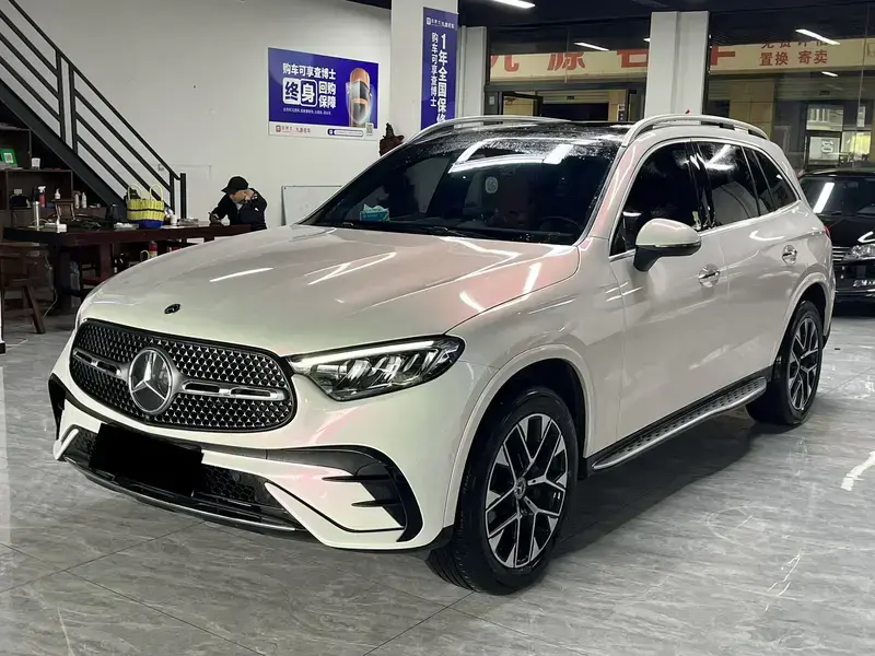 2024 Mercedes-Benz GLC с пробегом 35 000 км