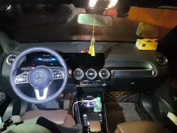 2023 Mercedes-Benz GLB с пробегом 54 900 км
