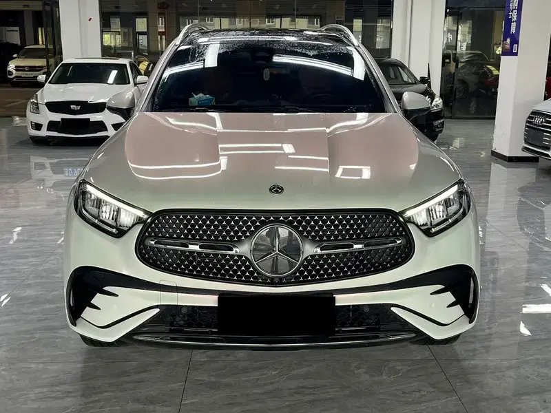 2024 Mercedes-Benz GLC с пробегом 35 000 км