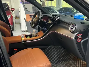 2024 Mercedes-Benz GLC с пробегом 35 000 км