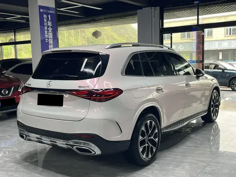 2024 Mercedes-Benz GLC с пробегом 35 000 км