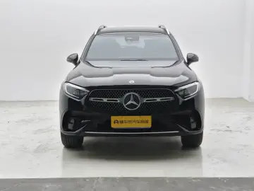 2025 Mercedes-Benz GLC с пробегом 13 400 км