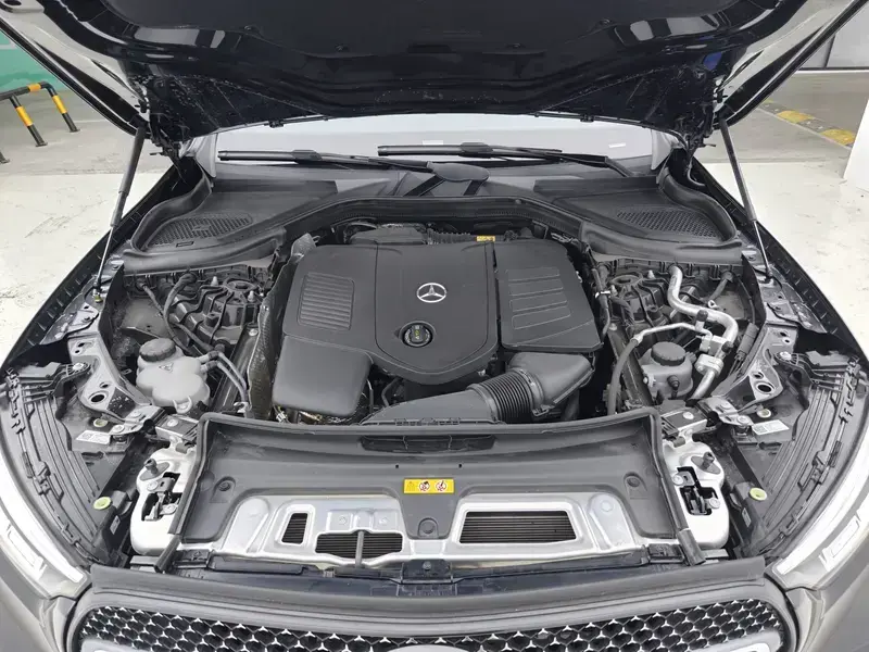2025 Mercedes-Benz GLC с пробегом 13 400 км
