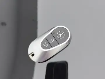 2025 Mercedes-Benz GLC с пробегом 13 400 км