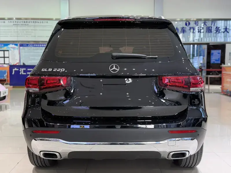 2023 Mercedes-Benz GLB с пробегом 24 000 км