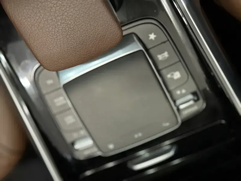 2023 Mercedes-Benz GLB с пробегом 24 000 км