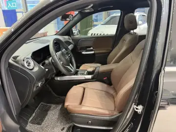 2023 Mercedes-Benz GLB с пробегом 24 000 км