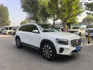 2024 Mercedes-Benz GLB с пробегом 15 000 км