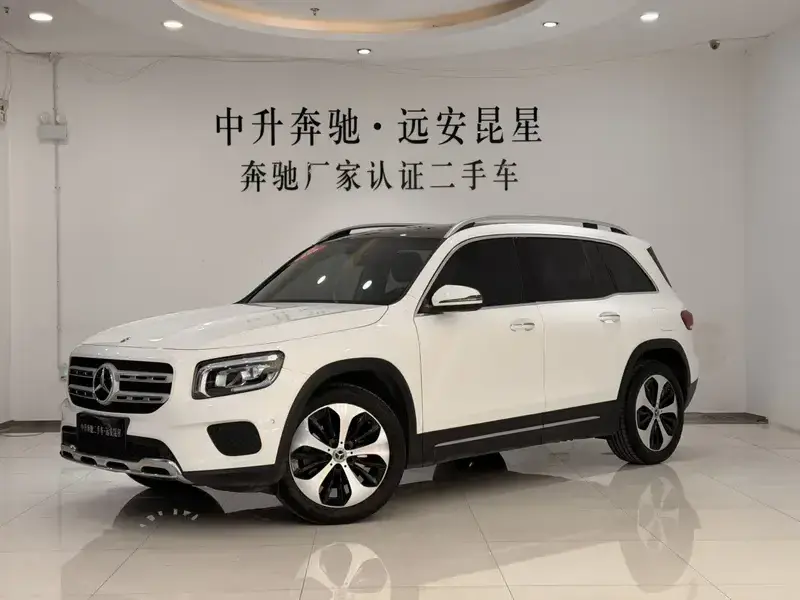2023 Mercedes-Benz GLB с пробегом 30 000 км