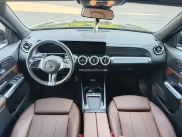 2025 Mercedes-Benz GLB с пробегом 20 000 км