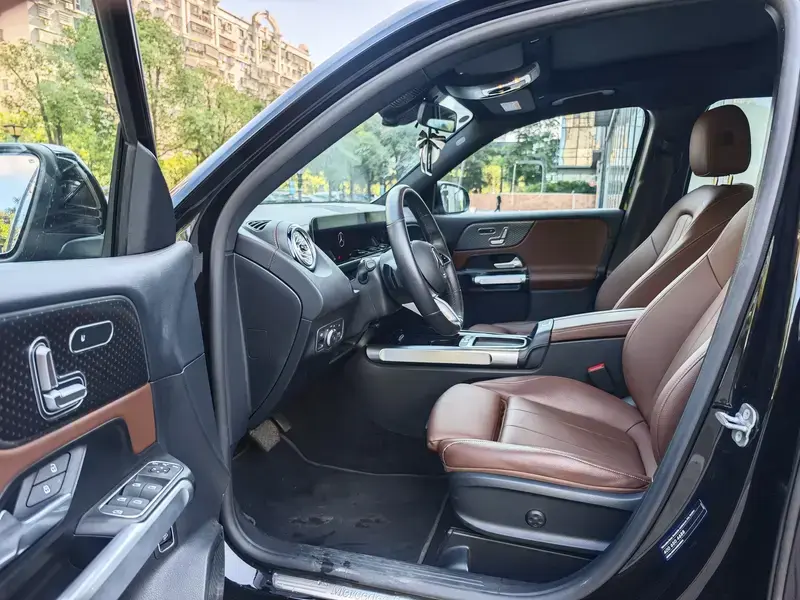 2025 Mercedes-Benz GLB с пробегом 20 000 км