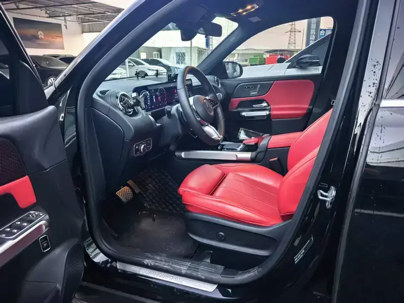 2024 Mercedes-Benz GLB с пробегом 46 000 км
