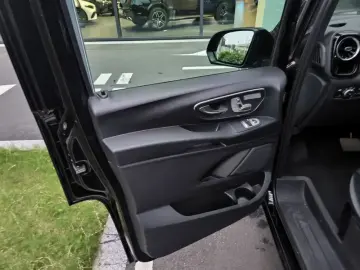 2024 Mercedes-Benz Vito с пробегом 8 300 км