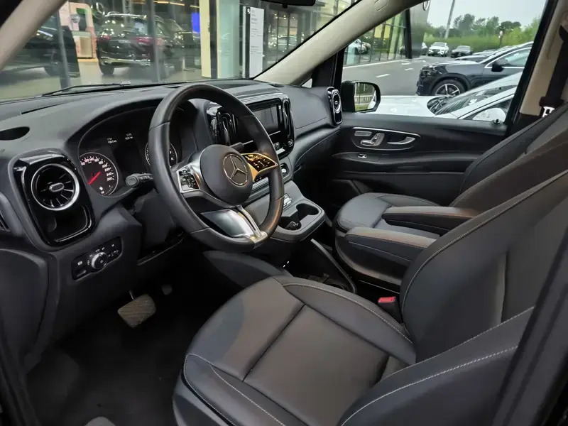 2024 Mercedes-Benz Vito с пробегом 8 300 км