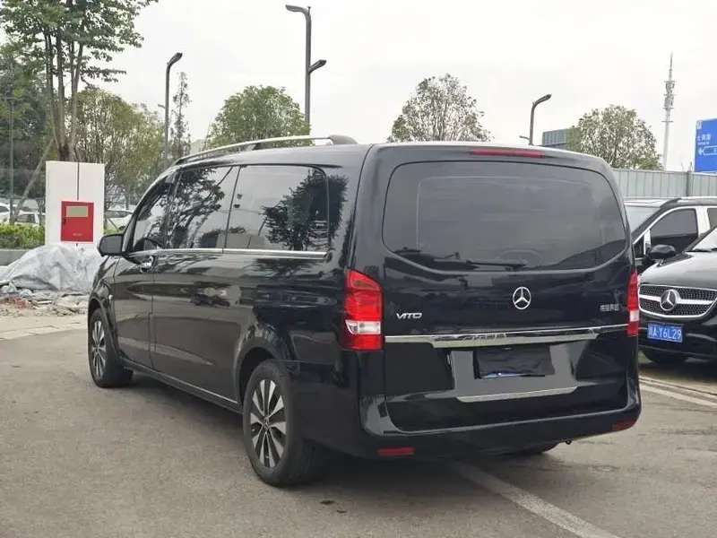 2021 Mercedes-Benz Vito с пробегом 68 000 км