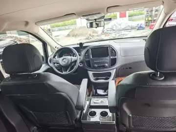 2021 Mercedes-Benz Vito с пробегом 68 000 км