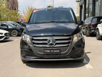 2025 Mercedes-Benz Vito с пробегом 17 000 км
