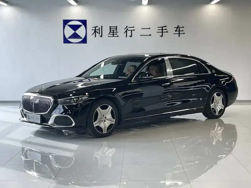 2025 Mercedes-Benz Maybach S-Класс с пробегом 4 600 км