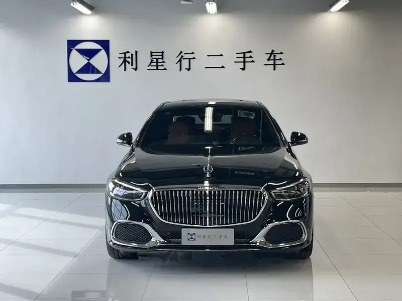 2025 Mercedes-Benz Maybach S-Класс с пробегом 4 600 км