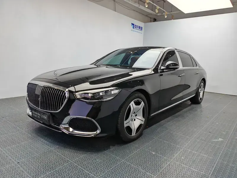 2025 Mercedes-Benz Maybach S-Класс с пробегом 12 200 км