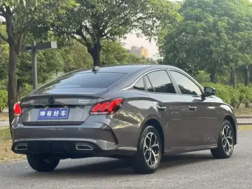 2021 MG 5 с пробегом 32 000 км