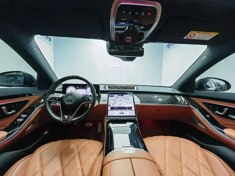 2025 Mercedes-Benz Maybach S-Класс с пробегом 12 200 км