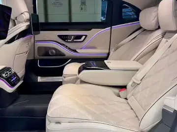 2025 Mercedes-Benz Maybach S-Класс с пробегом 18 000 км