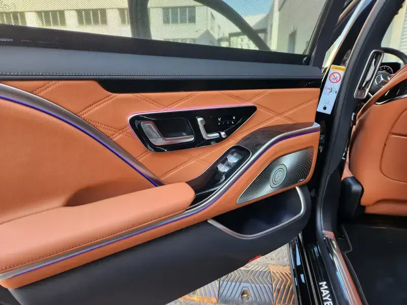 2025 Mercedes-Benz Maybach S-Класс с пробегом 5 000 км