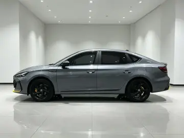 2021 MG 6 с пробегом 46 000 км