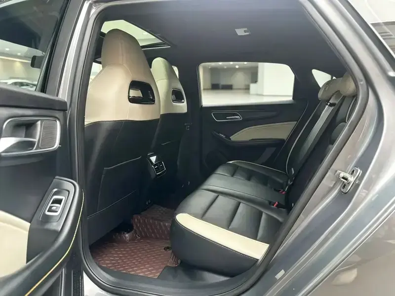 2021 MG 6 с пробегом 46 000 км