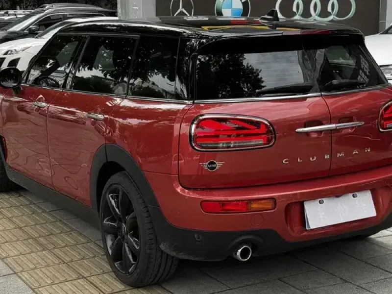 2022 Mini Clubman с пробегом 54 000 км
