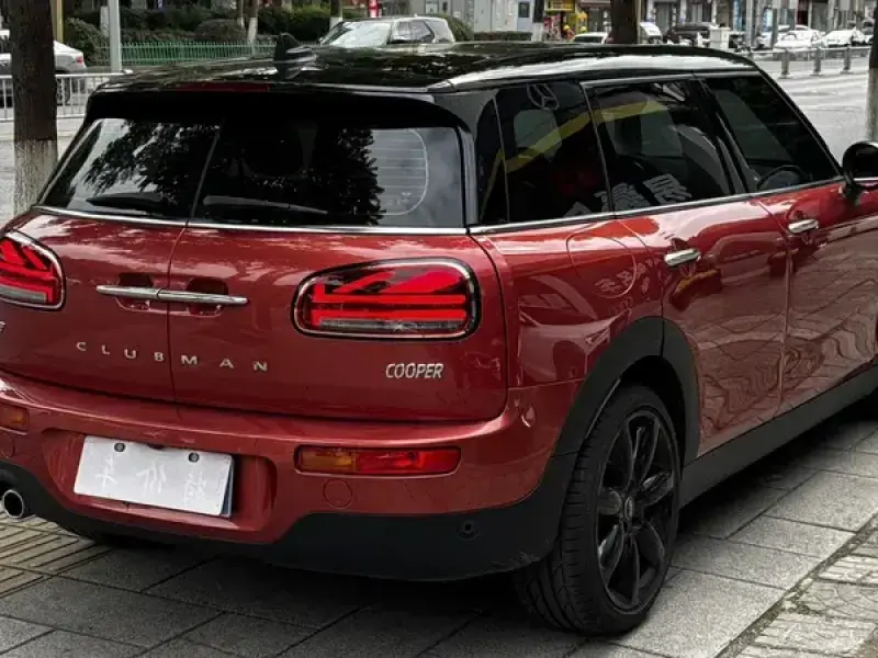 2022 Mini Clubman с пробегом 54 000 км
