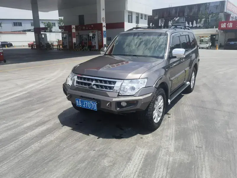 2017 Mitsubishi Pajero с пробегом 120 000 км