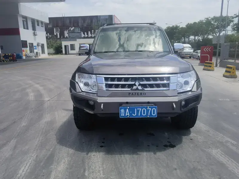 2017 Mitsubishi Pajero с пробегом 120 000 км