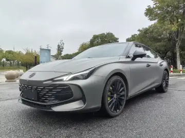 2023 MG 7 с пробегом 32 000 км