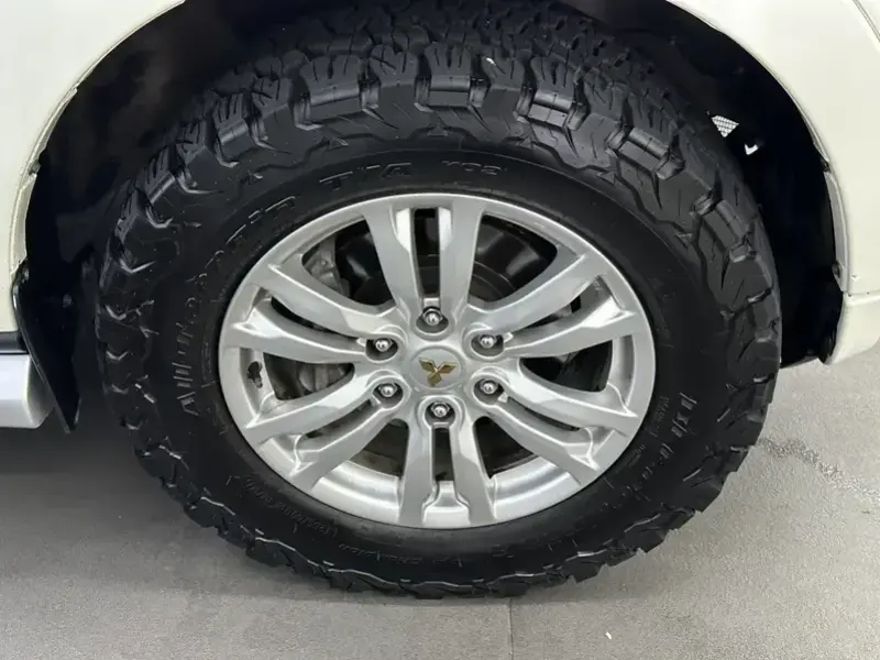 2019 Mitsubishi Pajero с пробегом 108 000 км