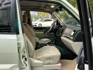 2019 Mitsubishi Pajero с пробегом 108 000 км