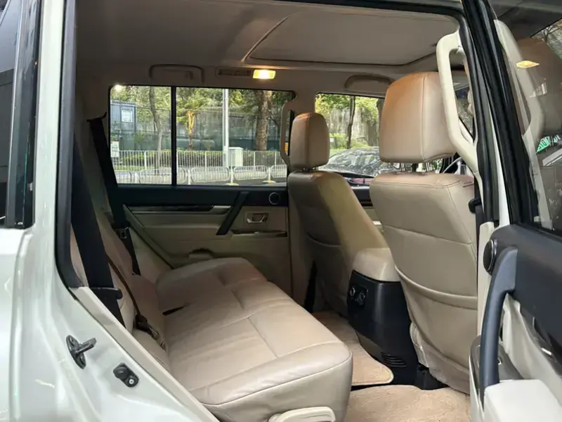 2019 Mitsubishi Pajero с пробегом 108 000 км